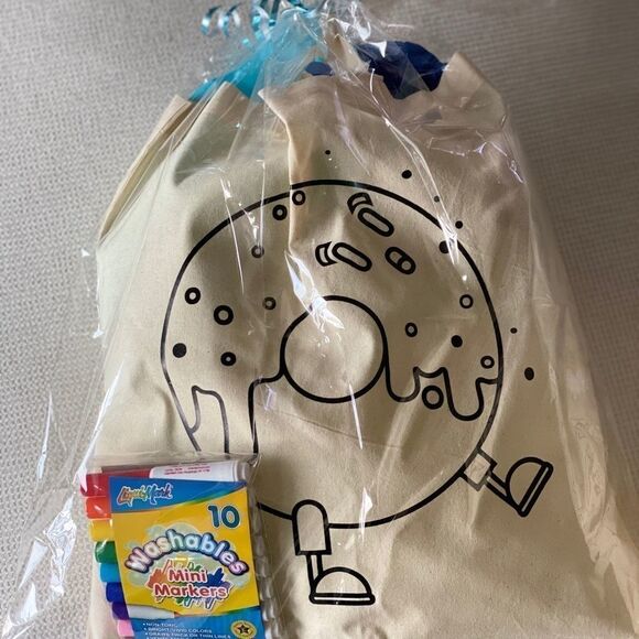 DIY Coloring Tote  - Picture 4 of 8